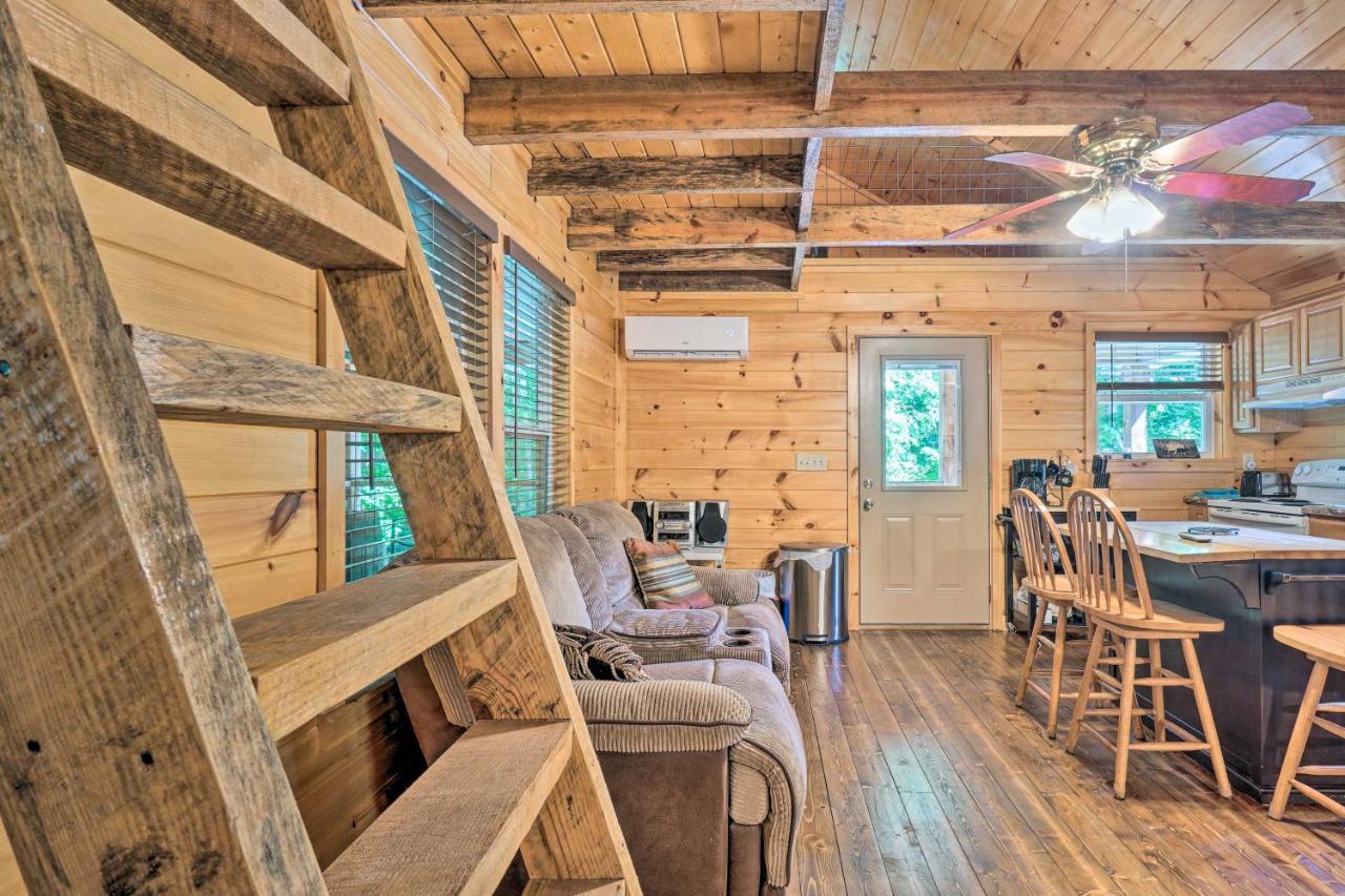 Peaceful Decatur Cabin With Grill And Fire Pit! Exterior foto